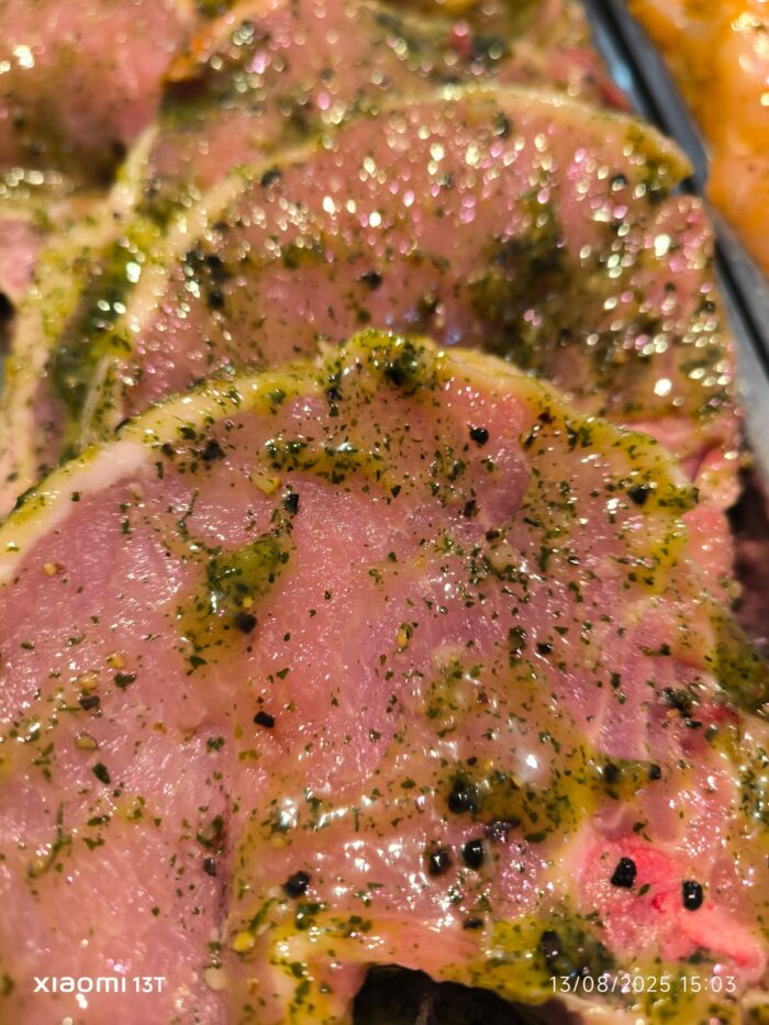 Côtes de porc en persillade